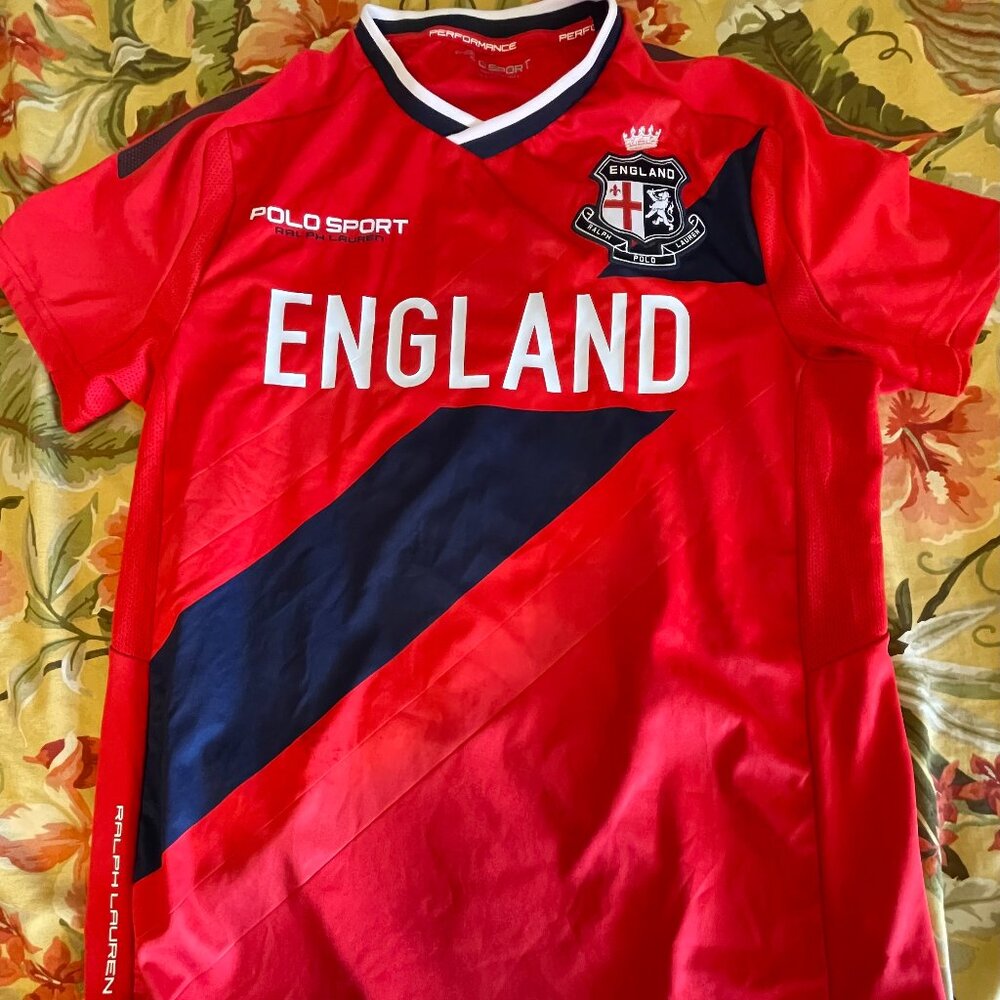 Ralph Lauren Polo Sport England #8 Soccer Jersey, Unisex,  size small.
